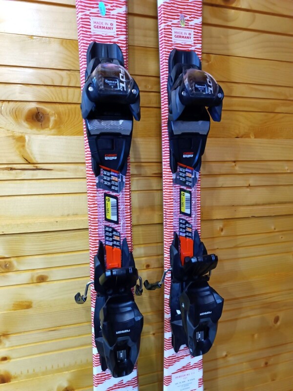 LYŽE VOLKL PEREGRINE 7.2 RED 151CM --MODEL 2025--